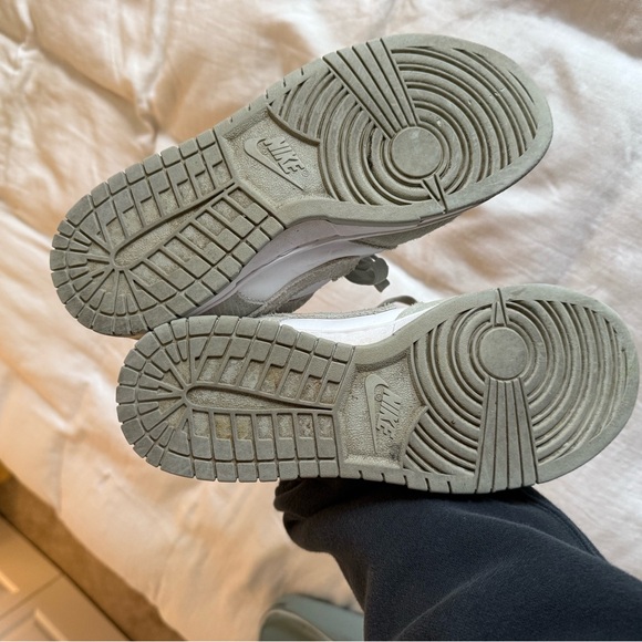 LAST CHANCE!! 
Nike Dunks - Picture 4 of 7